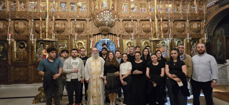 ΘΕΙΑ  ΛΕΙΤΟΥΡΓΙΑ ΓΙΑ ΤΟΥΣ ΔΙΑΓΩΝΙΖΟΜΕΝΟΥΣ ΜΑΘΗΤΕΣ