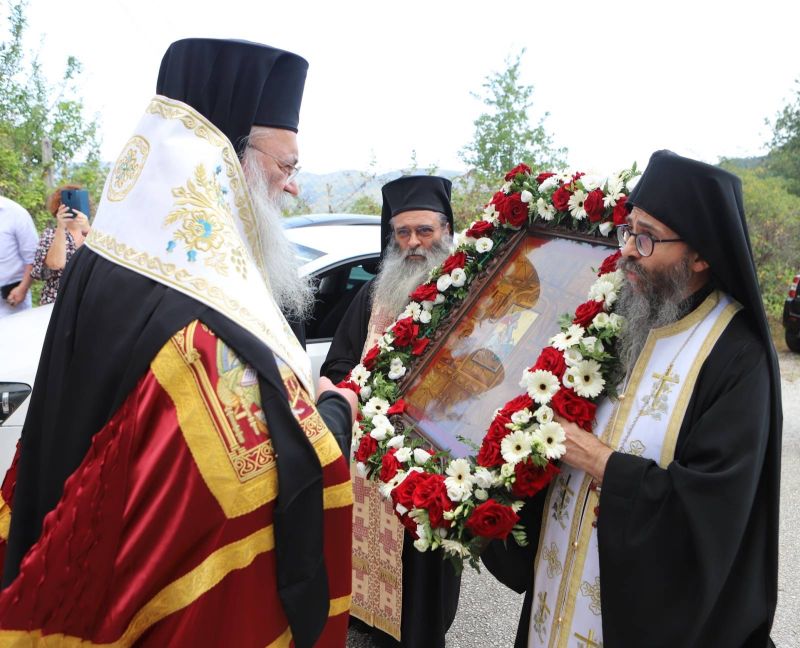 Υποδοχή της Εικόνας του Αγίου Γεωργίου Περιστερεώτα στην πανηγυρίζουσα Ιερά Μονή Μεταμορφώσεως του Σωτήρος Πρασινάδας Δράμας